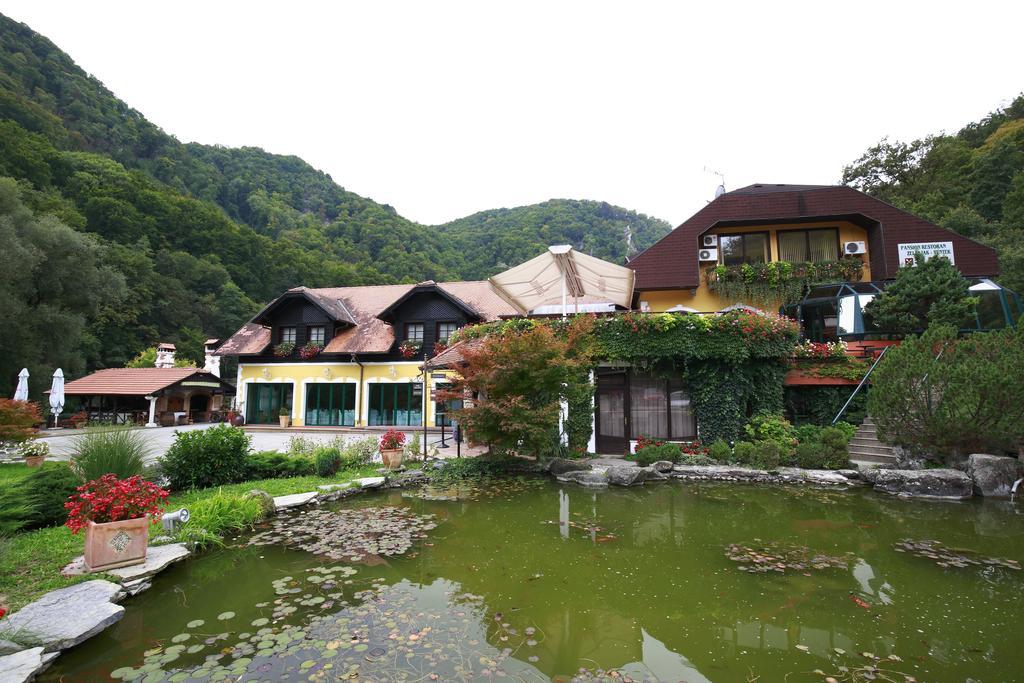 Guesthouse Villa Zelenjak Ventek Kumrovec 외부 사진